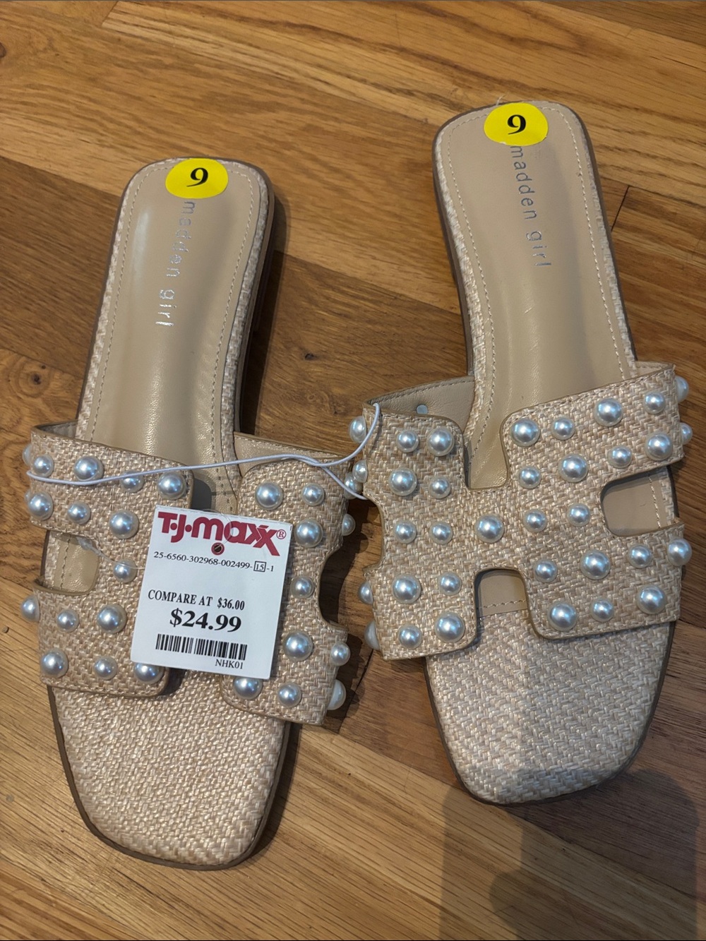 NEW Madden Girl Women's Pearl Embellished H-Band Slide Sandals Tan Raffia Size 9
